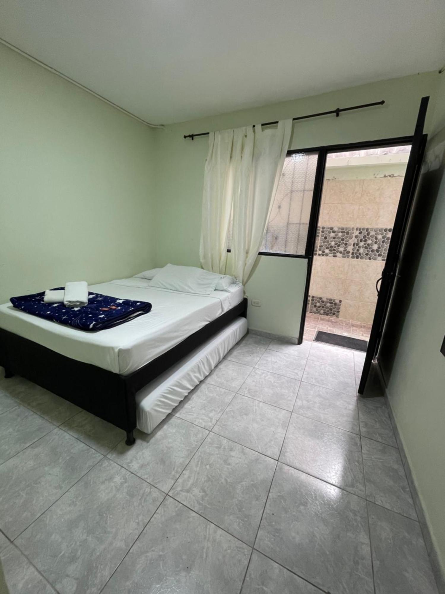 Apartamento Plazoleta De Colores Daire Guatapé Dış mekan fotoğraf